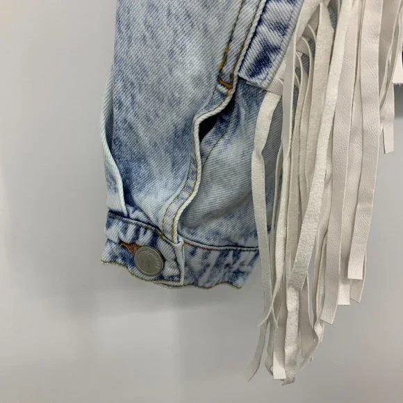 BlankNYC Jacket Nice Try Blue Denim White Fringe Button - Picture 13 of 14